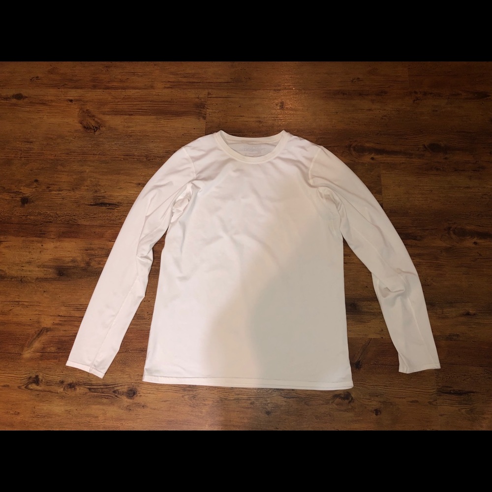 White Patagonia Capailene Baselayer Size M